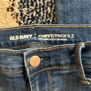 Old Navy Curvy profile  boot cut jeans
